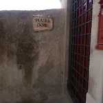 Platea Oche Sutri